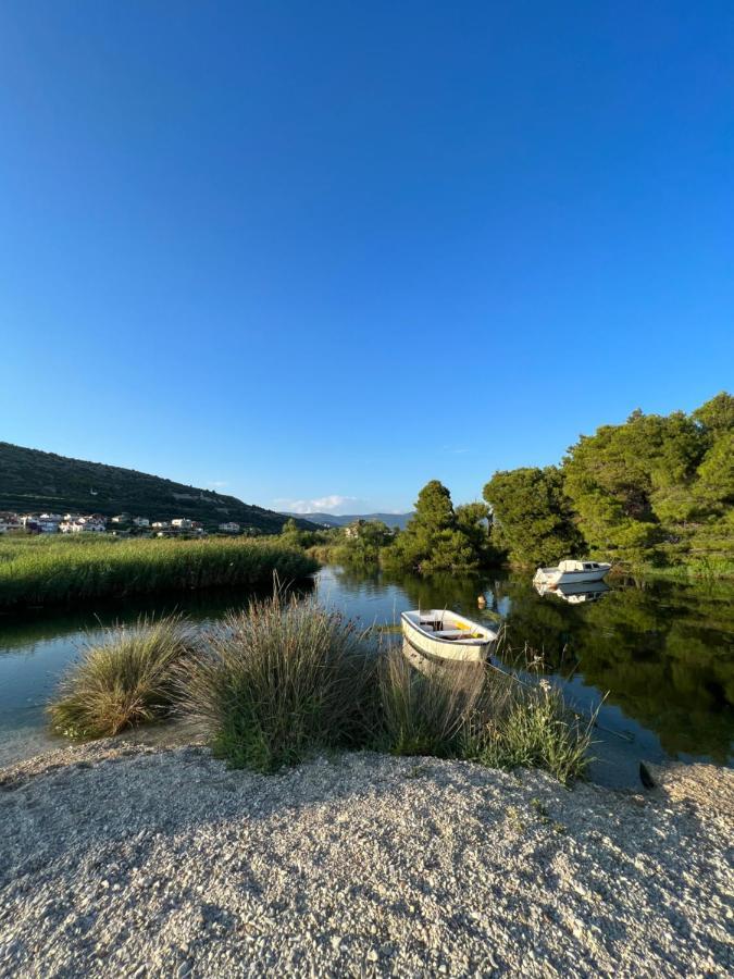 Apartments Zora Trogir Exteriör bild